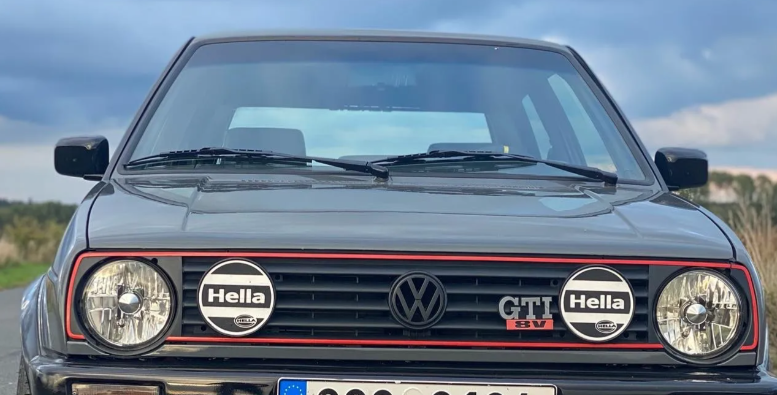 Set Capace / Capace Protecție Faruri Hella (142mm) - VW Golf MK2