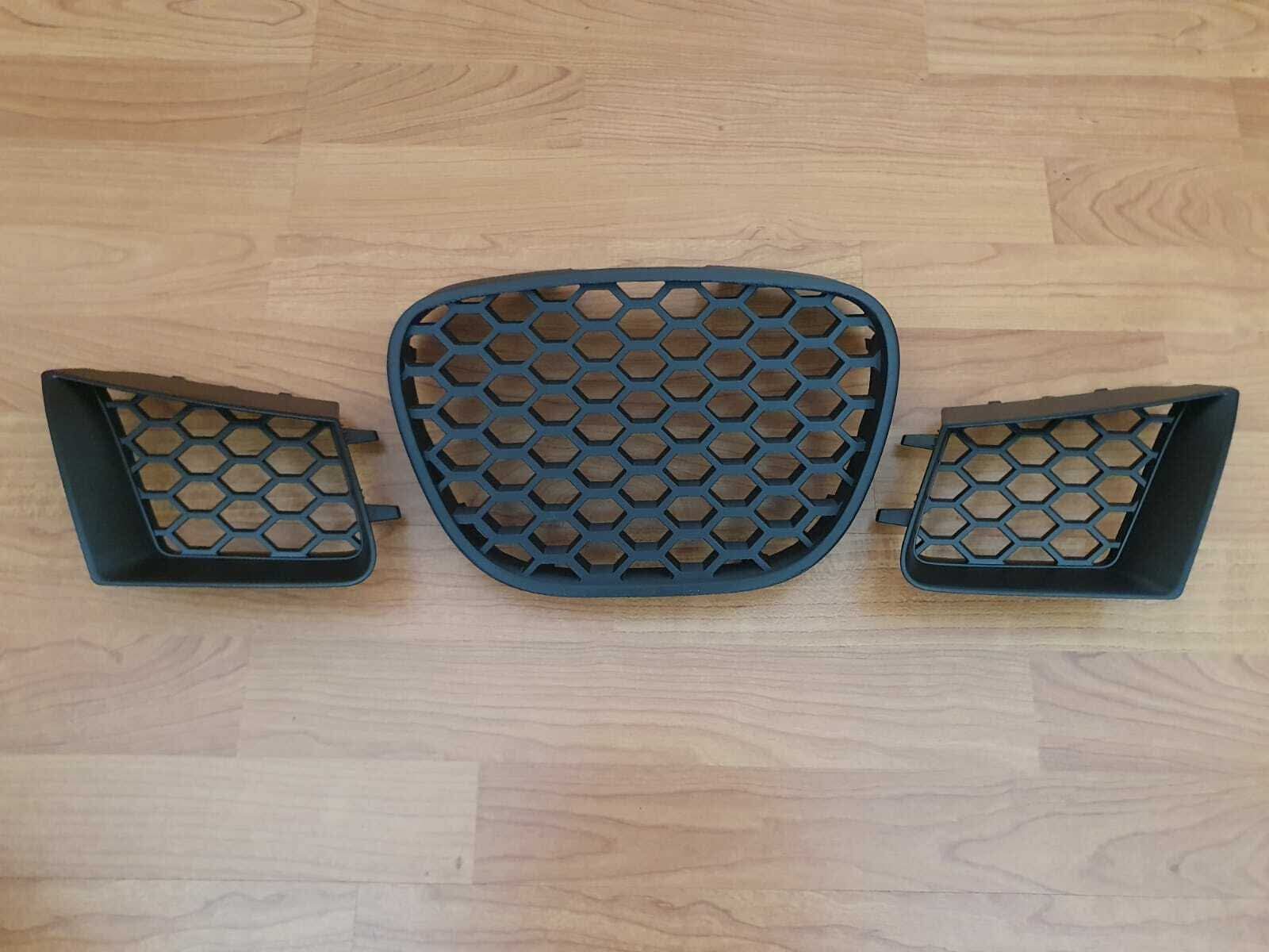 Set Grile Fată Tip Fagure (Centrală + Laterale) - Seat Ibiza 6L (2002 - 2008) Honeycomb cu Cleme OEM - Seat Ibiza 6L MK3 - imagine 3